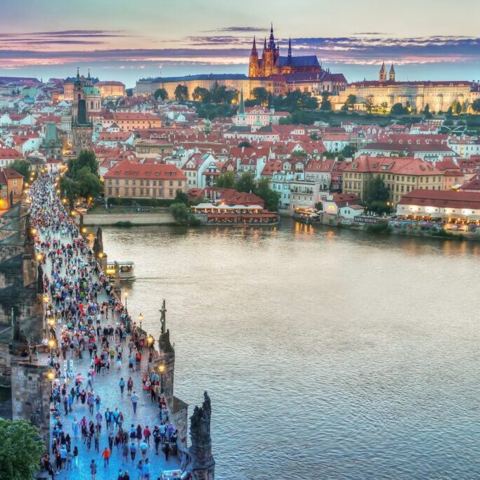 La città di Praga e il castello di Karlstein