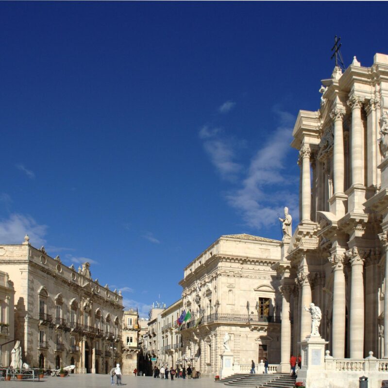 Sicilia orientale e Teatro Greco di Siracusa