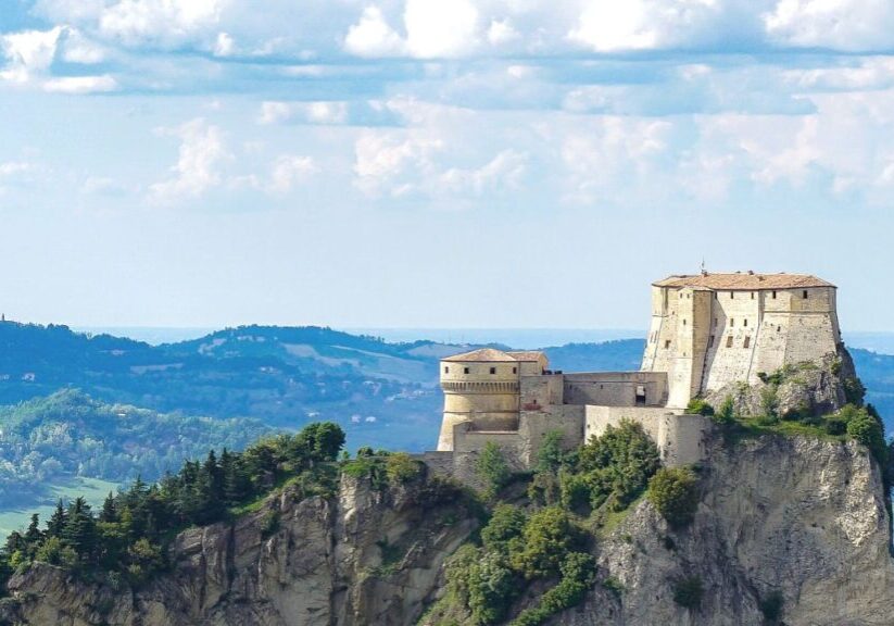 san leo cosa vedere in emilia romagna